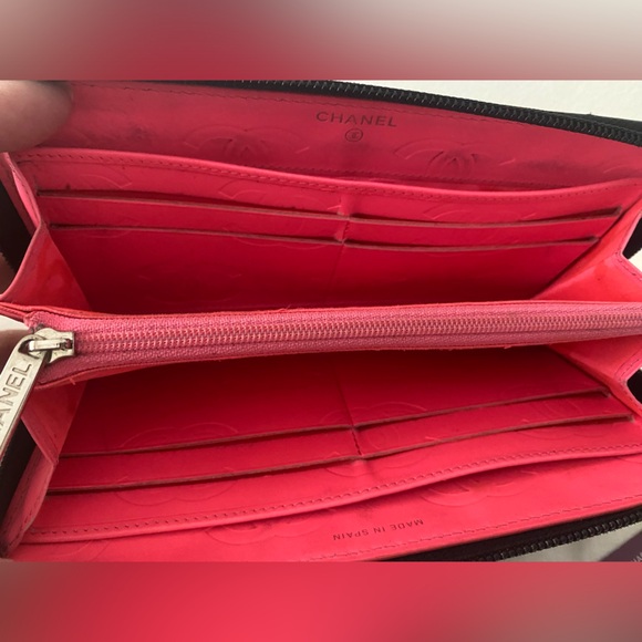 Chanel Cambon Calf Leather Zippy Wallet w/COA - Picture 12 of 17